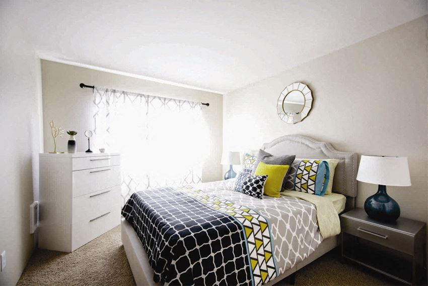 Live in Cozy Bedrooms Live in Cozy Bedrooms at Haven at Charbonneau, Wilsonville, OR, 97070 - Photo Gallery