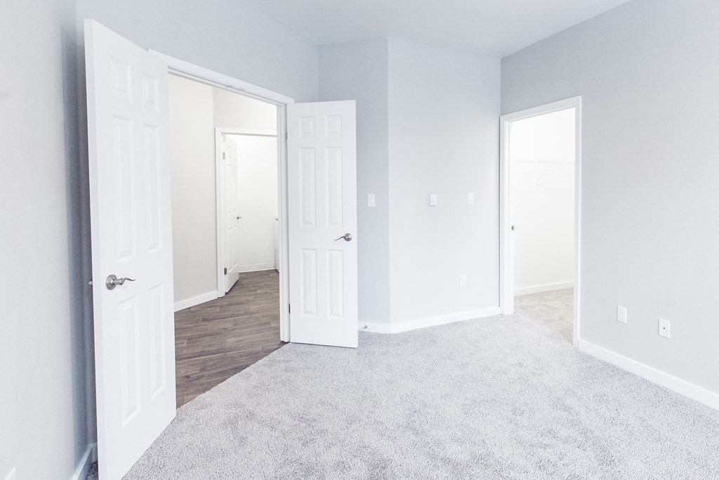 Carpeted bedrooms at Thorncroft Farms