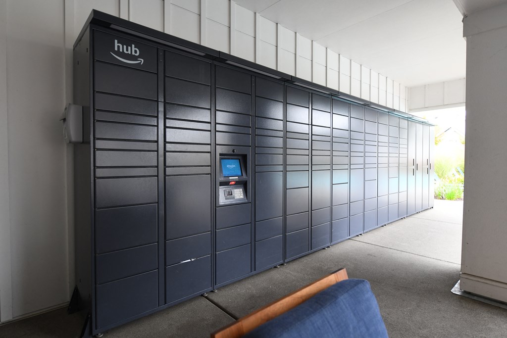 Amazon lockers