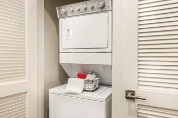 Washer and Dryer at Marc San Marcos