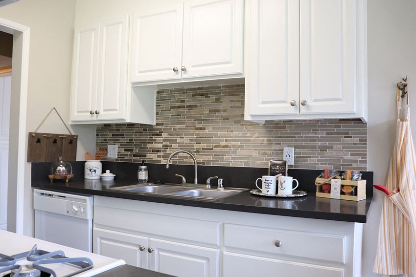 Modern Kitchen Modern Kitchen at Monte Vista Apartment Homes, 91750, California