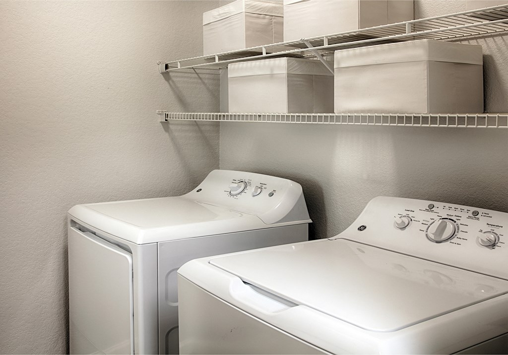 Washer and Dryer at Stone Cliff Apartments
