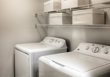 Washer and Dryer at Stone Cliff Apartments - Photo Gallery 12