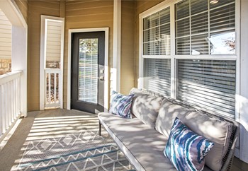 Patio Photo at Stone Cliff Apartments - Photo Gallery 18