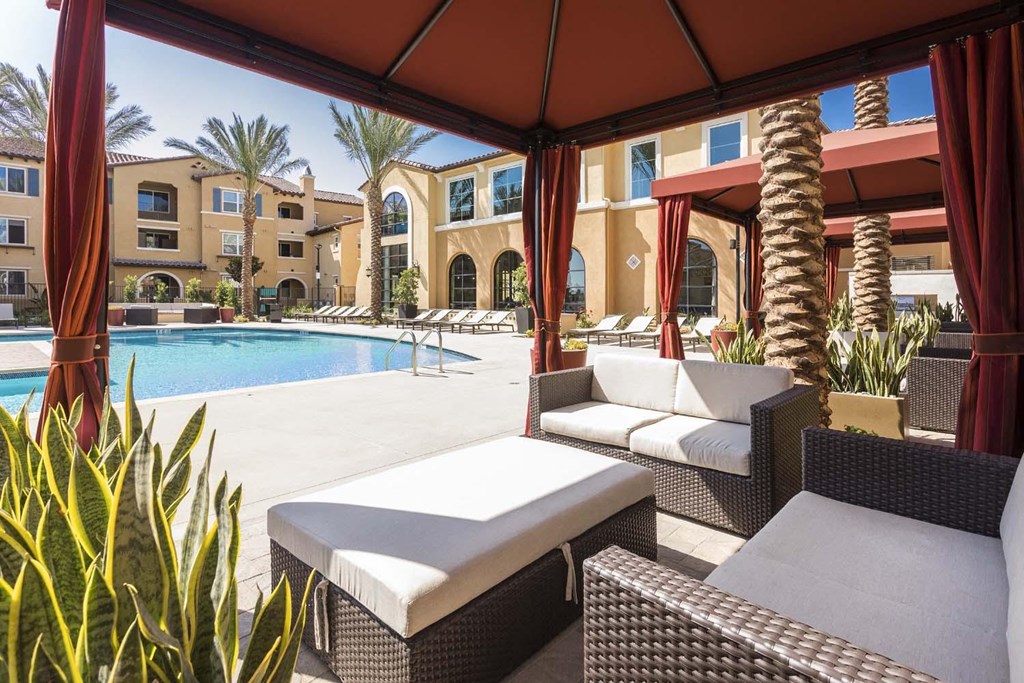 Poolside Lounge Area at Las Positas Apartments, California, 93010