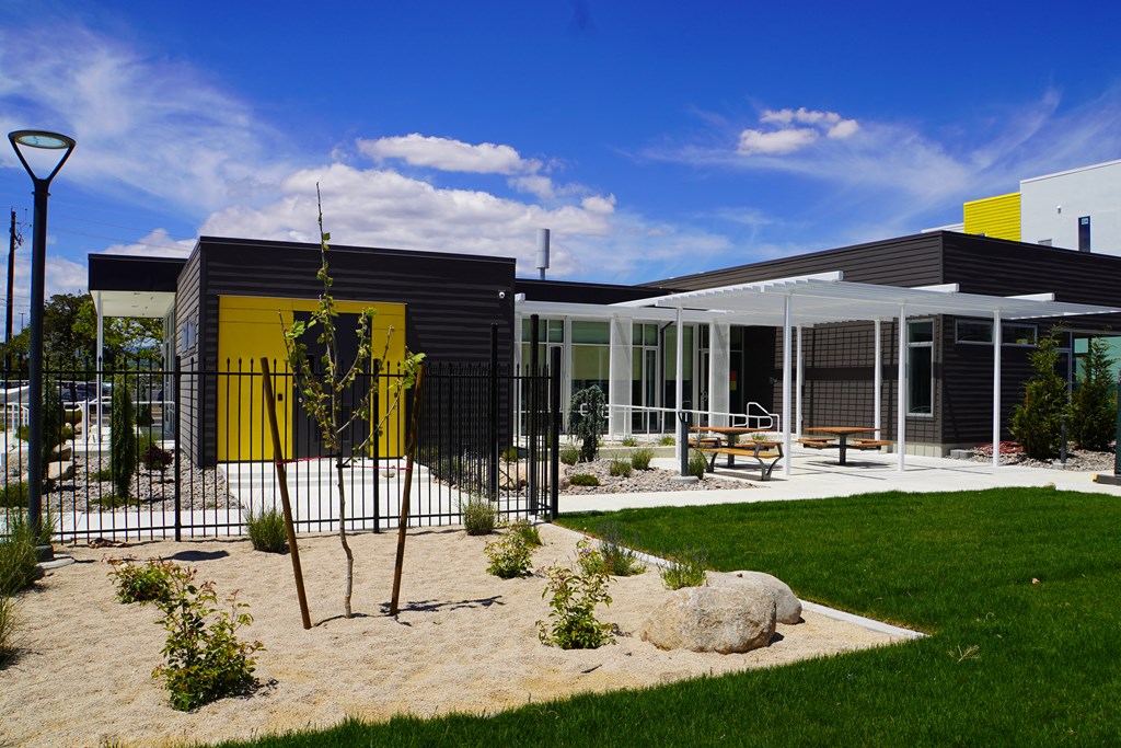 Parq Crossing Apartments