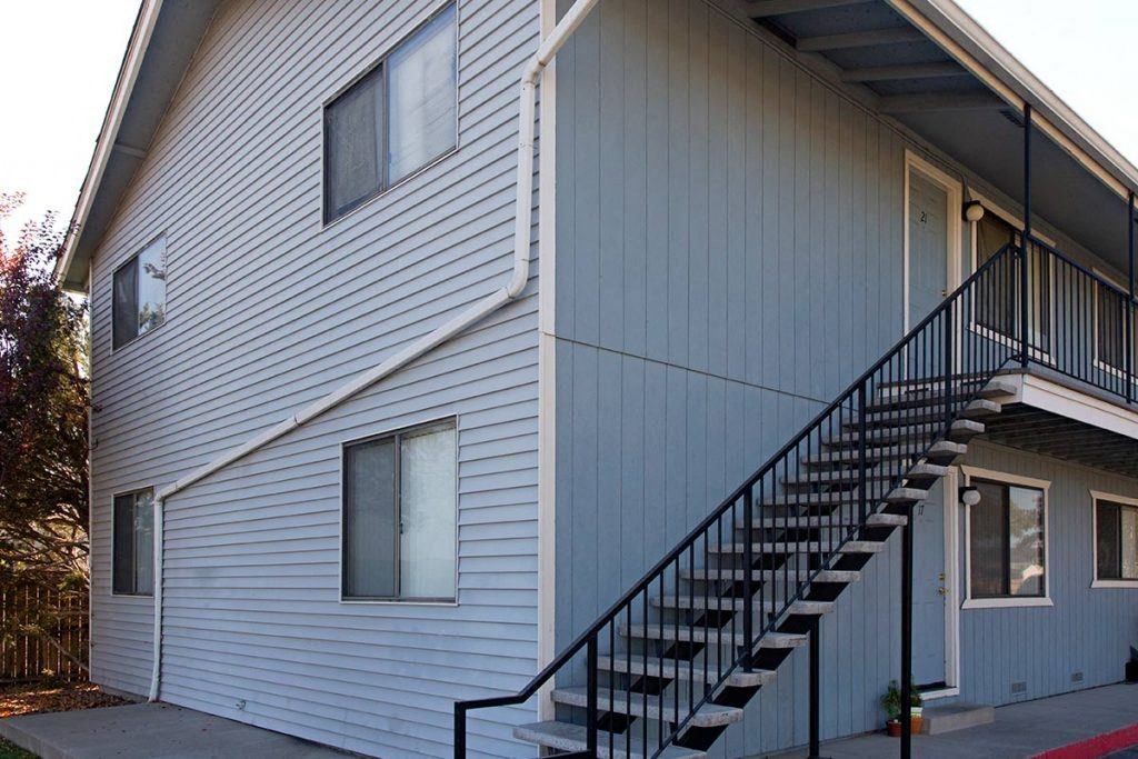 Exterior Views at Peavine Peak Apartments