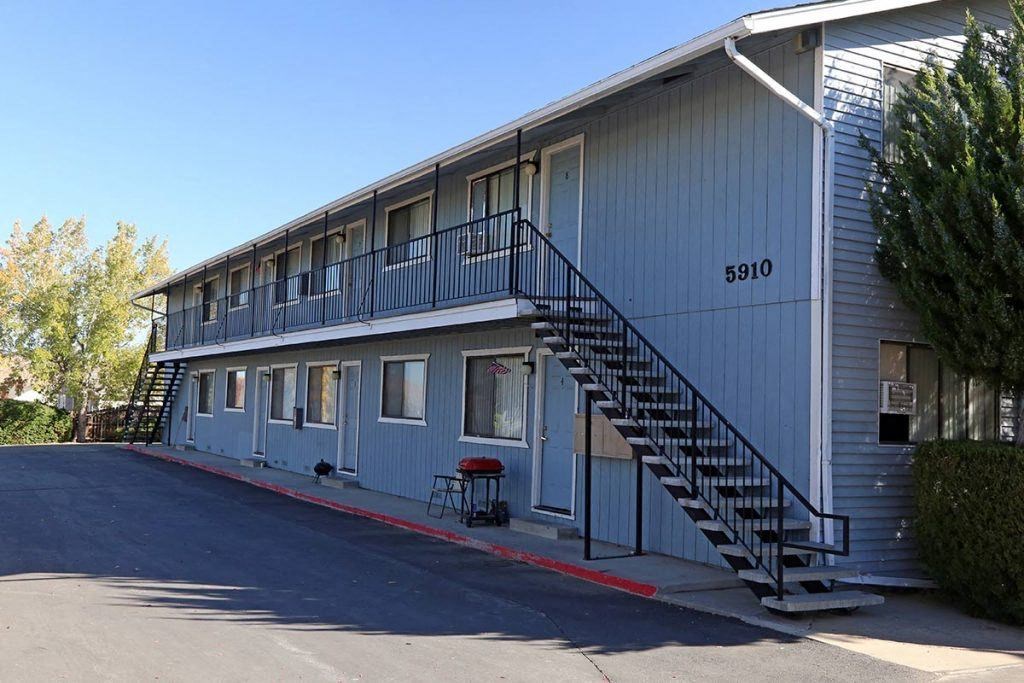 Exterior Building at Peavine Peak Apartments