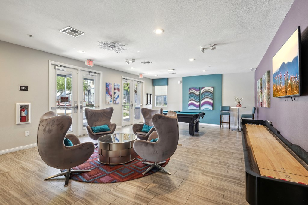 Resident social lounge at Verona Apartments