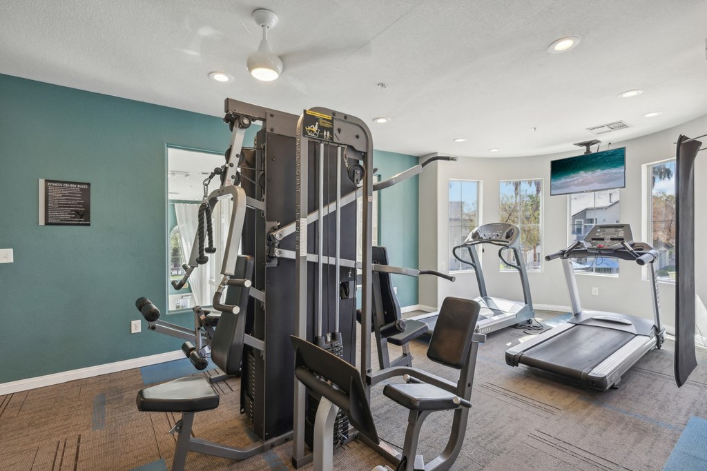 fitness center at Verona Apartments