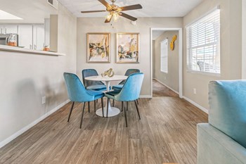 Dining area at Village at Desert Lakes - Photo Gallery 5