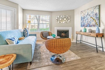 Living space at Brix 325 - Photo Gallery 3