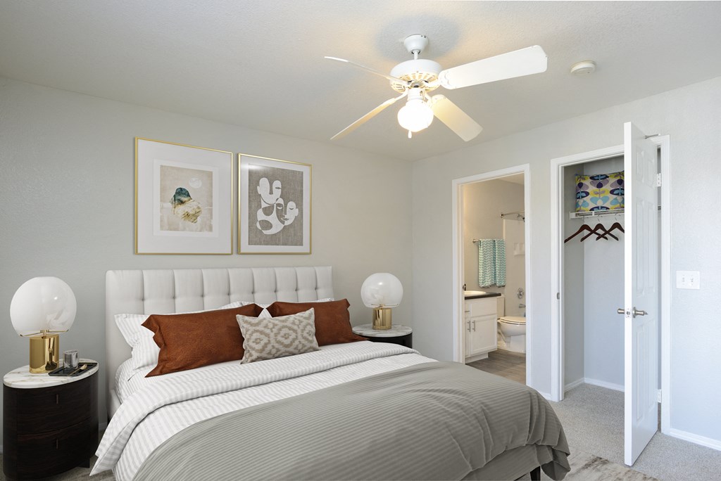 Bedroom at Sedona Lone Mountain