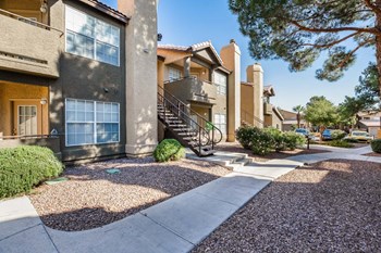 Village At Desert Lakes Apartments 9155 West Desert Inn Road Las Vegas Nv - Rentcafe