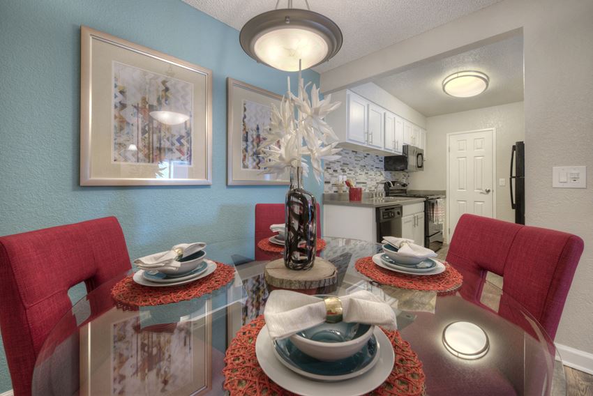 Kitchen Table Kitchen Table at Vizcaya Hilltop Apartments, Nevada, 89523 - Photo Gallery