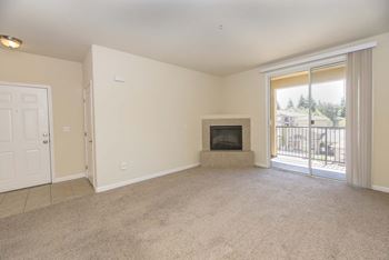 open living room at Sterling Village Apartment Homes, 88 Valle Vista Avenue, Vallejo California