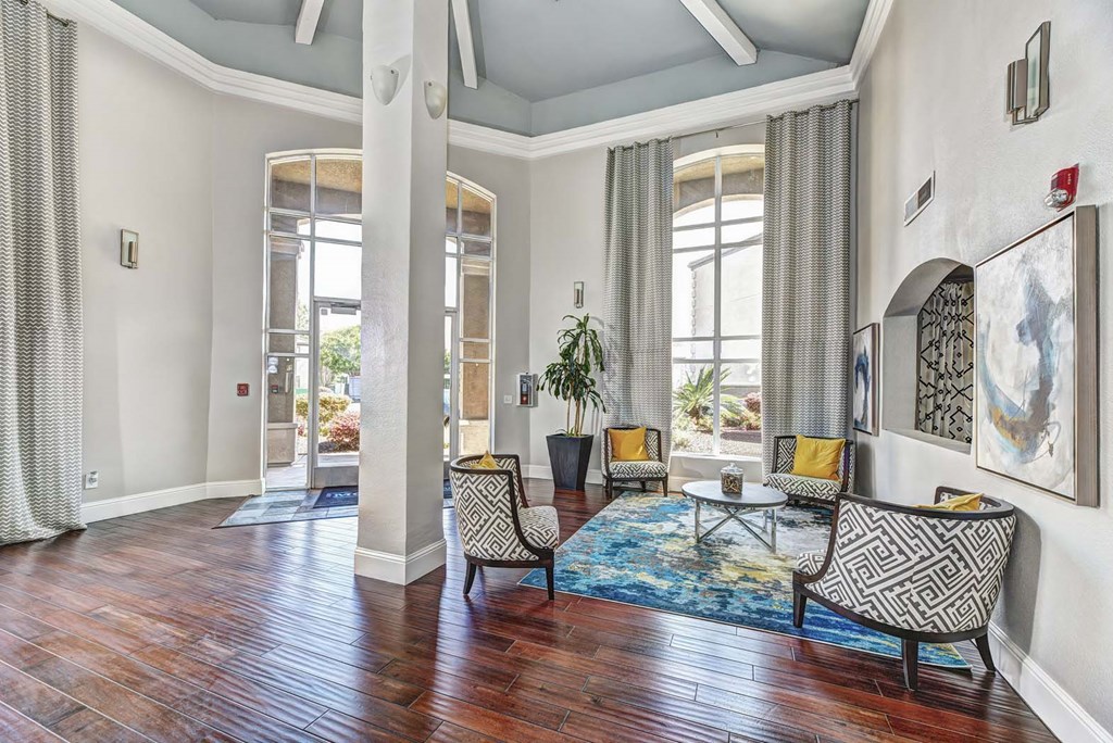 Posh Resident Lounge at Bella Vista Apartments