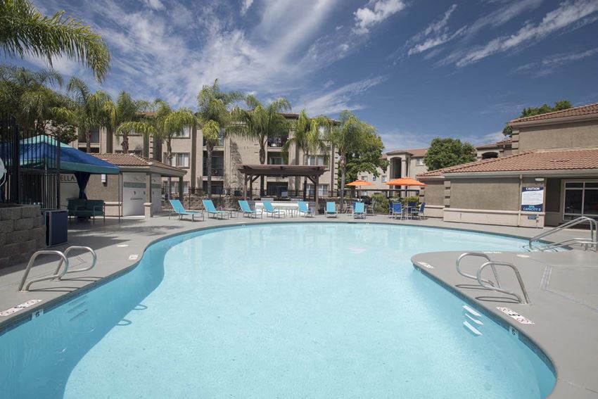 Resort Style Pool at Bella Vista at Elk Grove Apartments