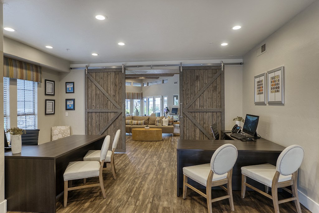 On-Site Management at Scottsdale Horizon Apartments, Arizona, 85260