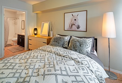 Beautiful Bedroom at Axcess Apartments Portland