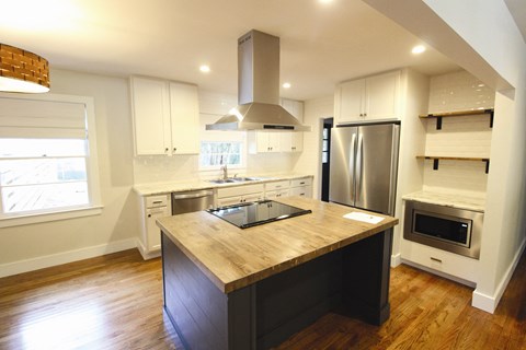 525 Godfrey Lane