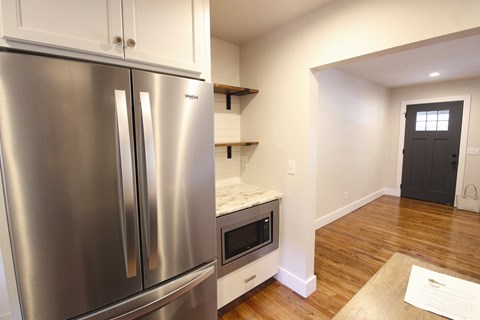 525 Godfrey Lane