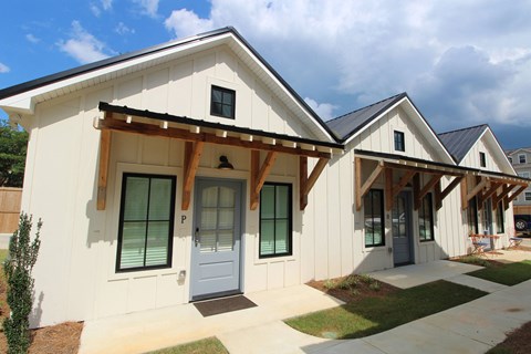 310 E Thach Ave 1 Apartment for Rent