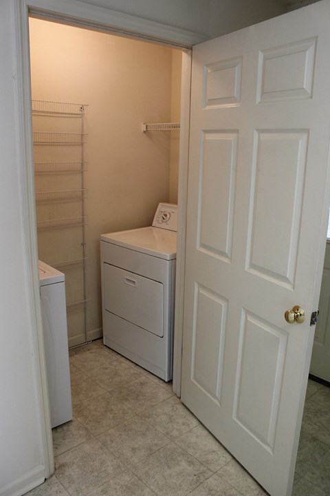 1851 Bellwood Place 3 Beds Apartment for Rent