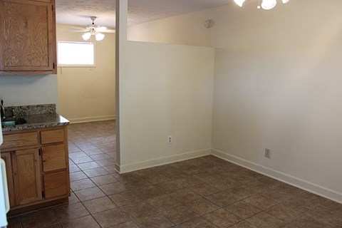 634 W. Magnolia Ave. 1 Apartment for Rent
