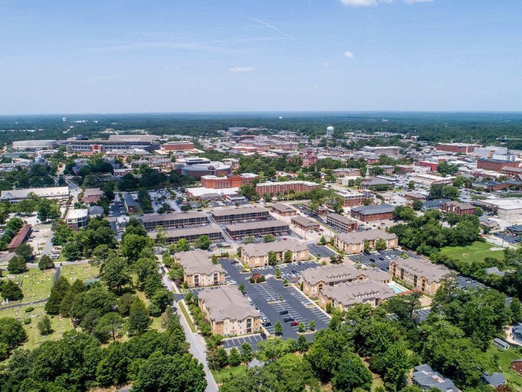 Two21 Armstrong Apartments, 221 Armstrong Street, Auburn, AL - RentCafe