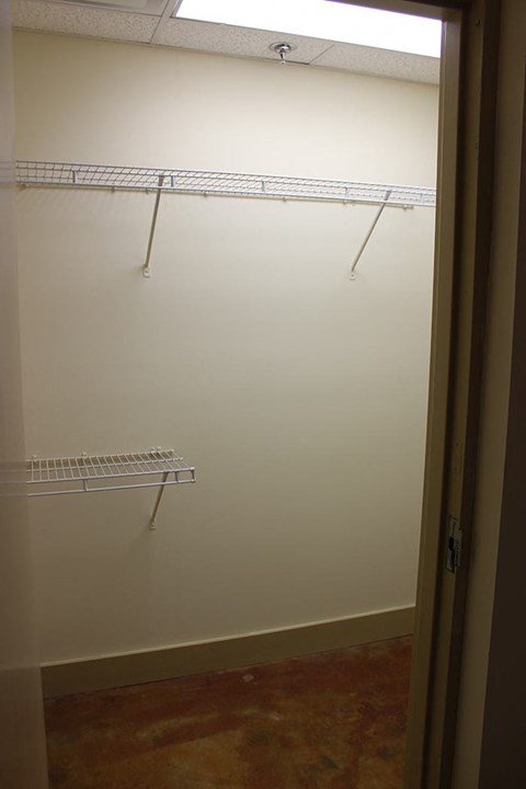 Roof Gardens - 1 Bedroom