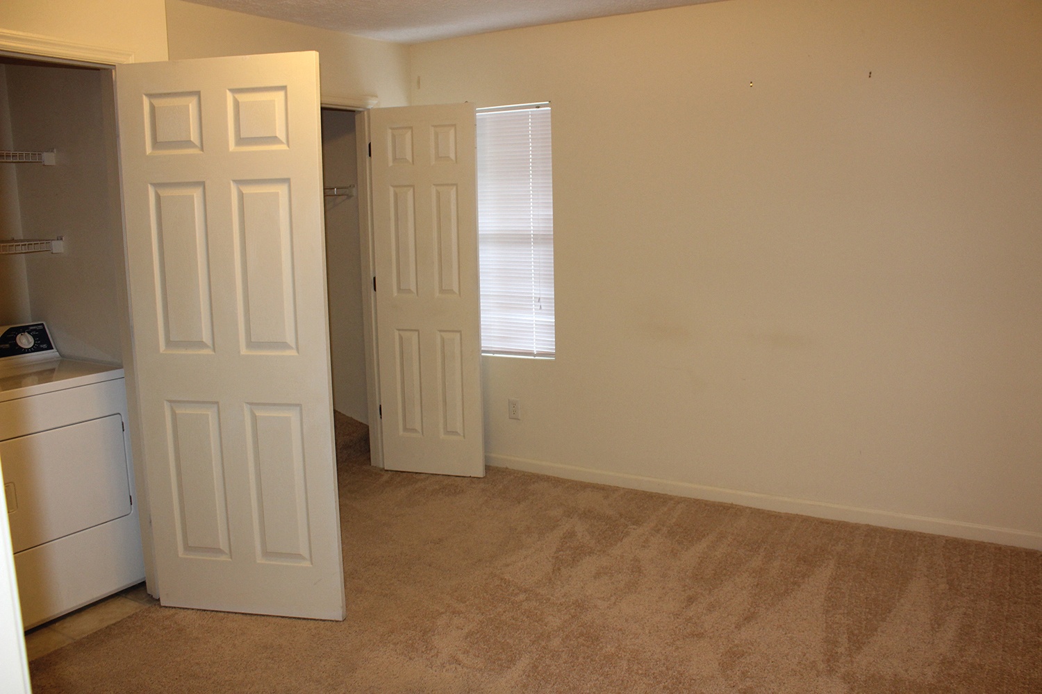 313 E. Thach Ave. 1 Apartment for Rent - Photo gallery 3