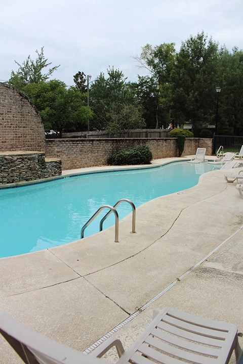 607 W. Glenn Ave. 1-4 Beds Apartment for Rent