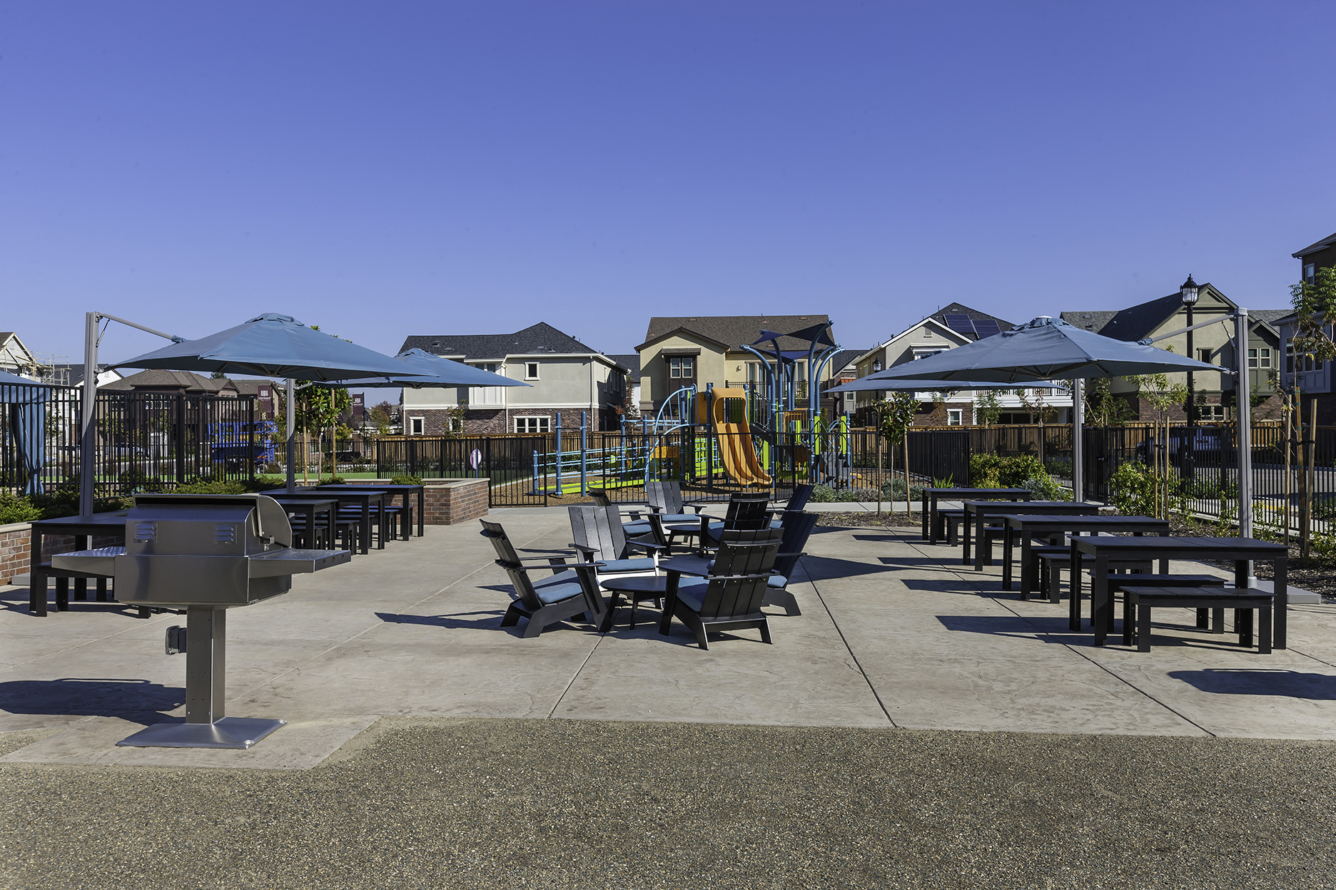 Mason Flats - Courtyard