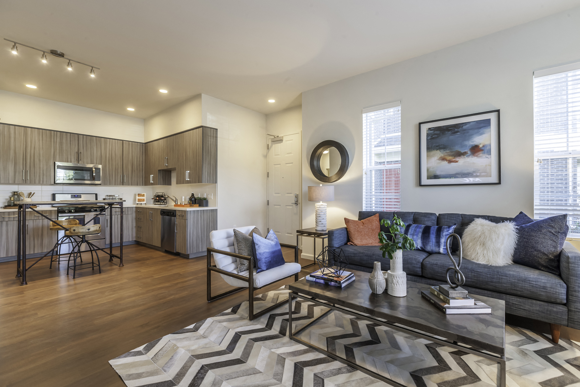 Mason Flats - Living Room