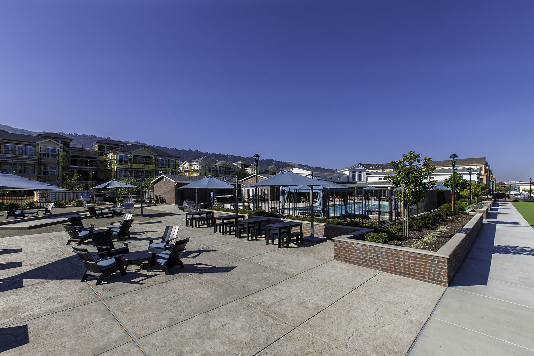 Mason Flats - Pool Lounge