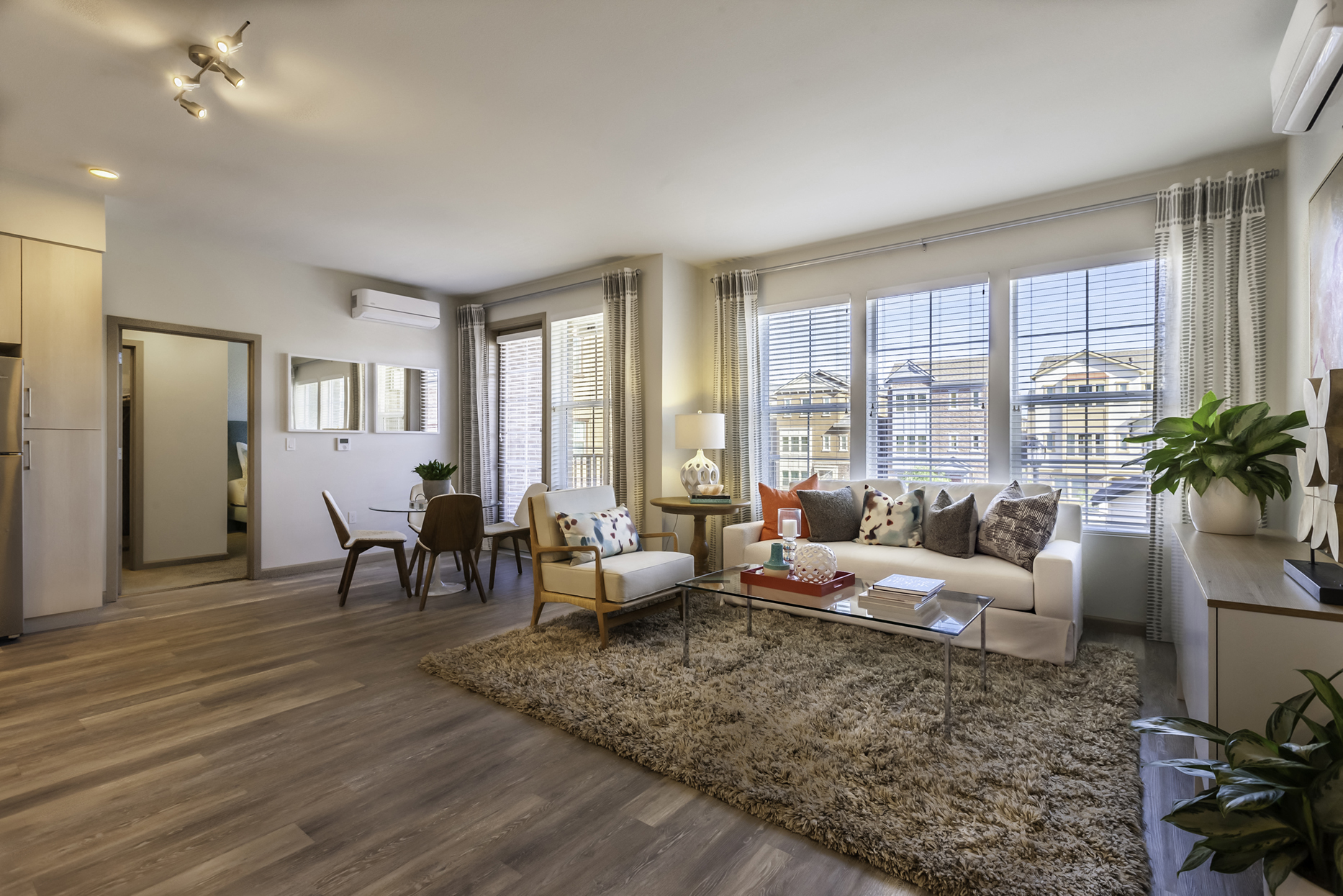 Mason Flats - Living Room