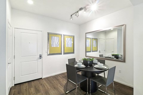 Preserve At Melrose Dining Area