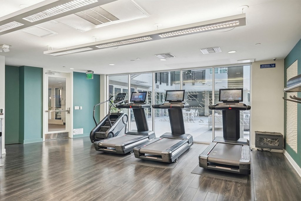 1111 Wilshire - GYM