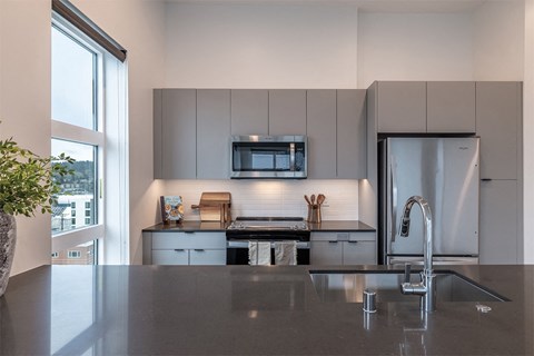 Light Designer Scheme Kitchen - The Ballard Independent