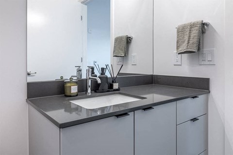 Light Designer Scheme Bath - The Ballard Independent