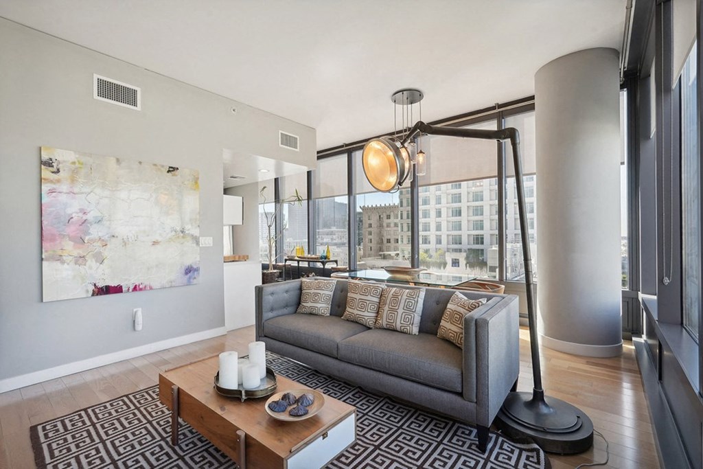 Apex The One - Living and Dining Area