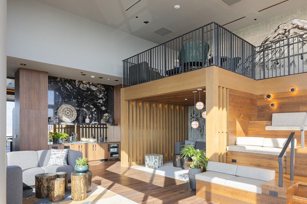 Sky Lounge - The Ayer