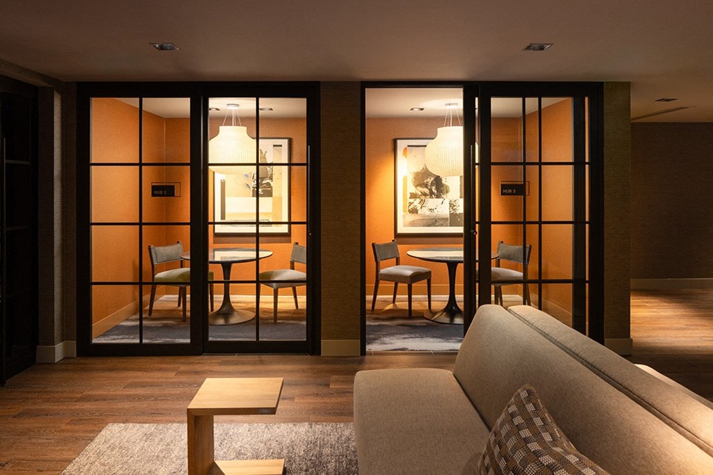 Conference & Lounge - The Ayer