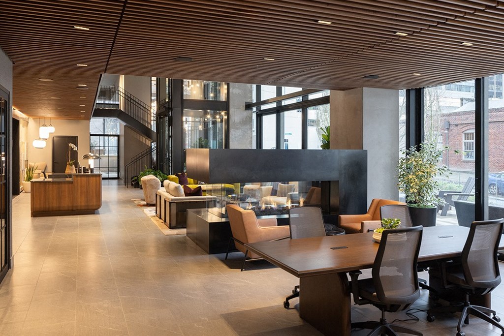 Lobby & Lounge - The Ayer