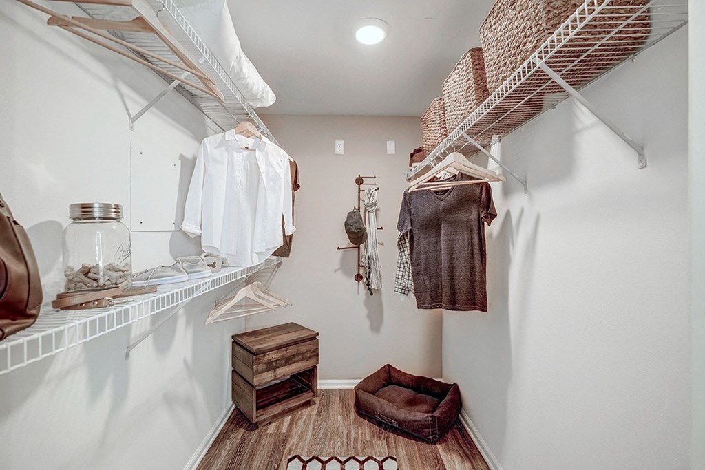 Walk in closet