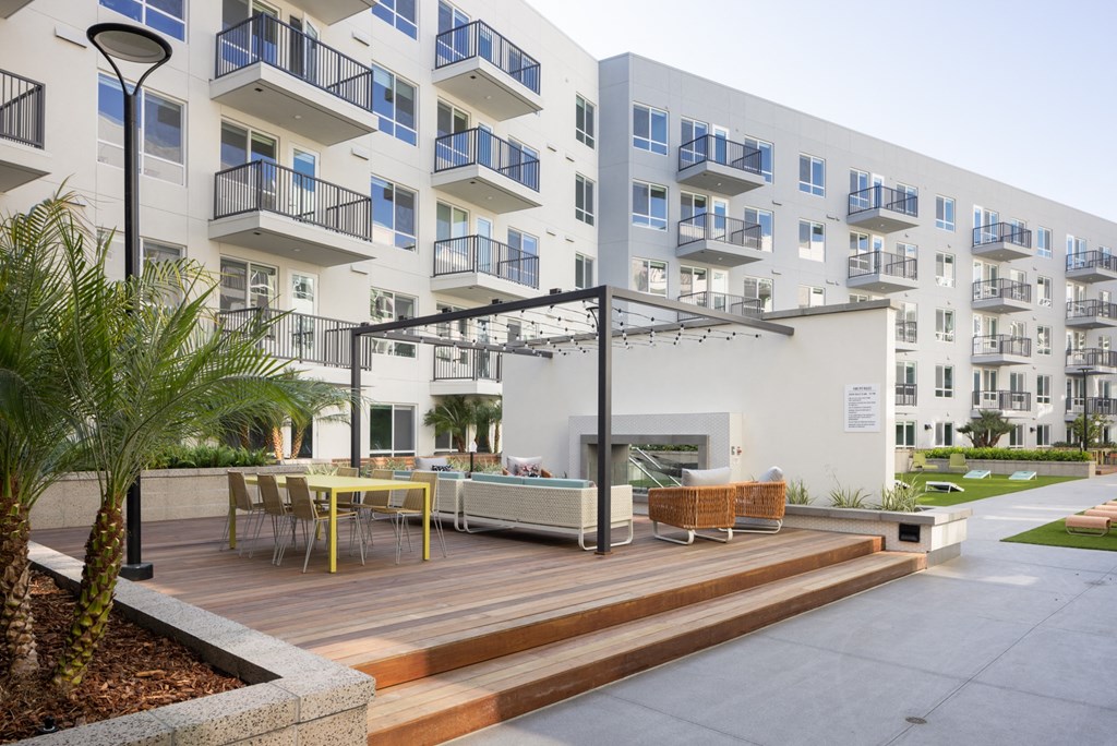 Outdoor Fireplace Felix at The Society