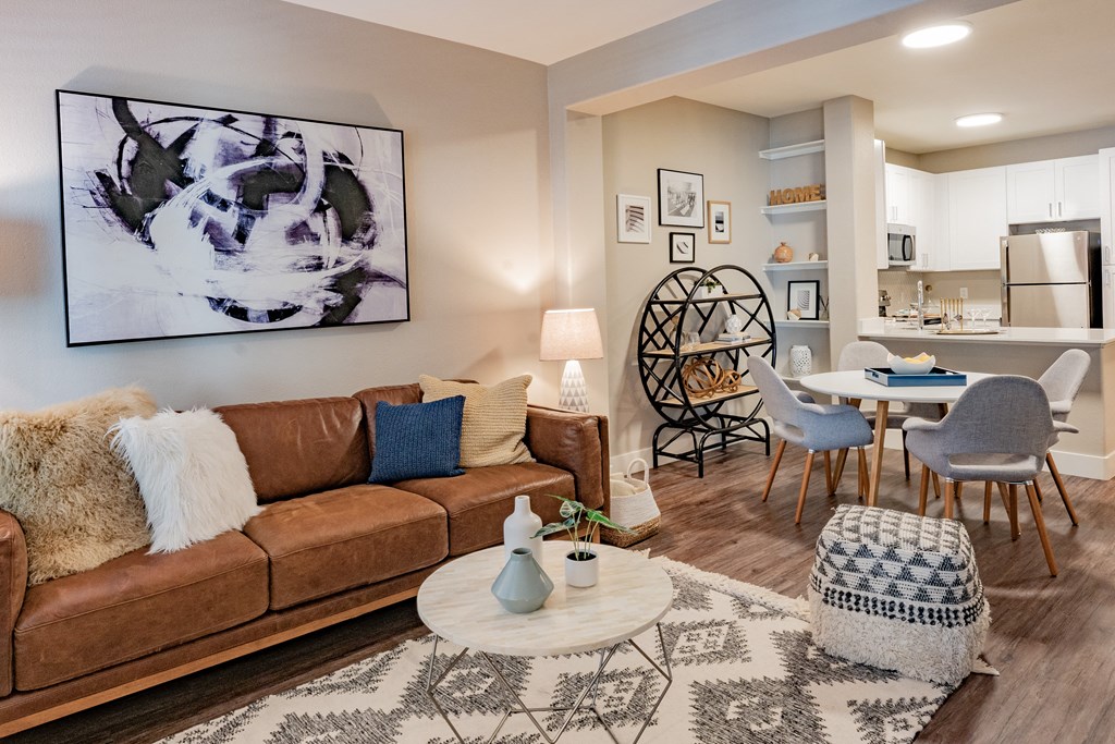 Fountain Plaza - Living Room