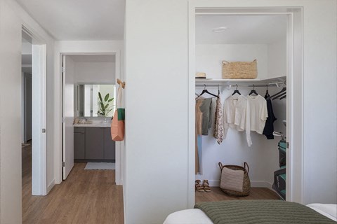 Bedroom With Walk In - Margo