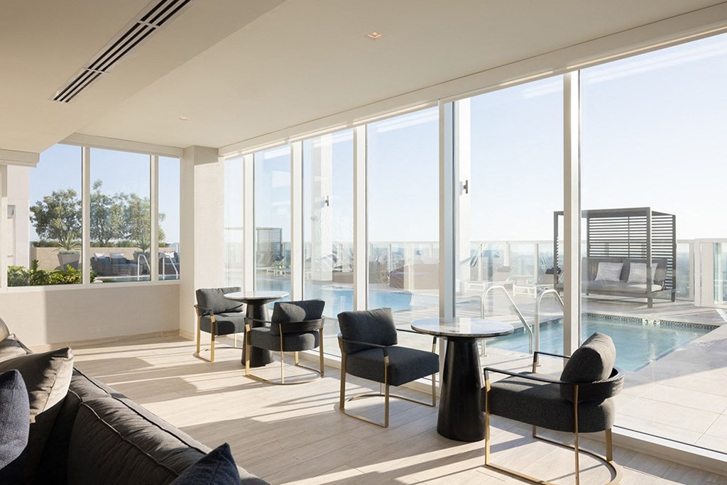 Sky Lounge - Hallasan